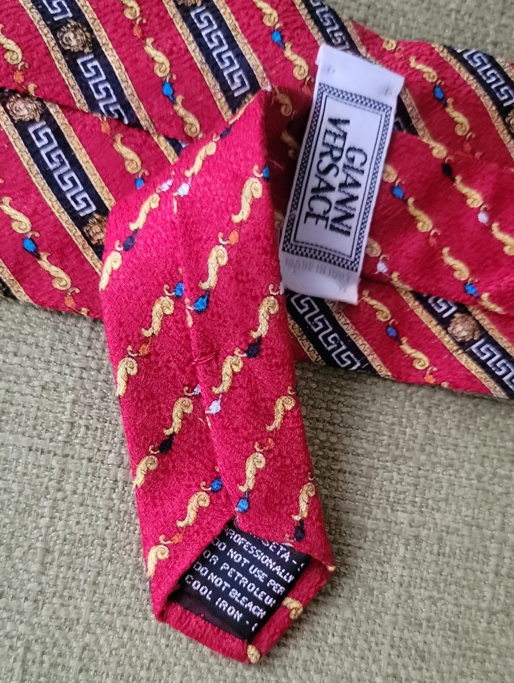 GIANNI VERSACE rare Vintage Medusa Men's Tie